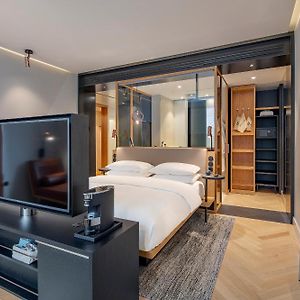 Kamer met een King Size Bed